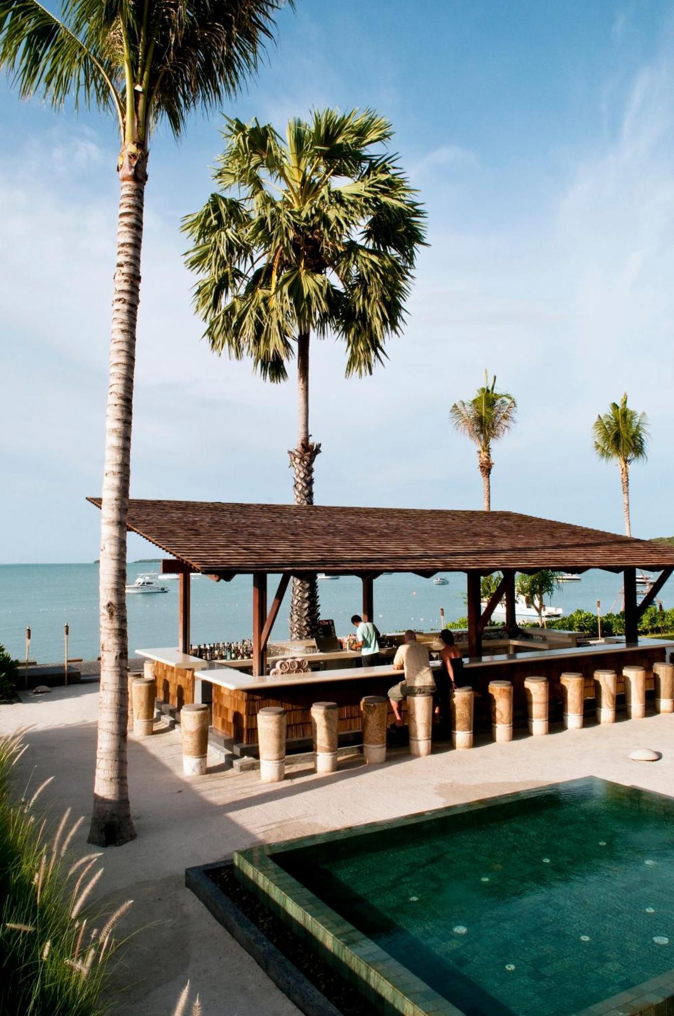 Hansar Samui Resort&Spa - SHA Extra Plus Bophut Bagian luar foto Beach bar at the Royal Island Resort and Spa