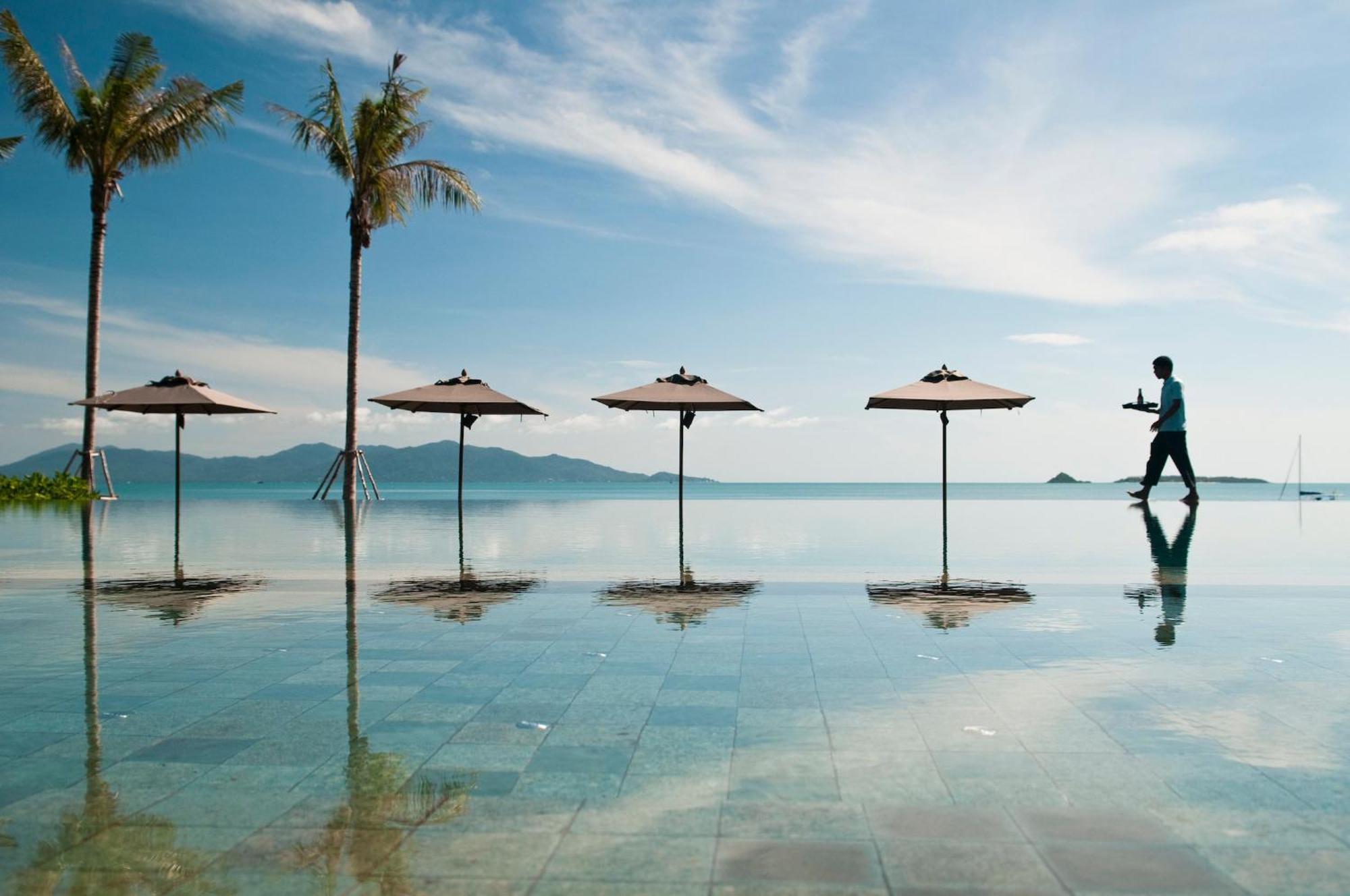 Hansar Samui Resort&Spa - SHA Extra Plus Bophut Bagian luar foto Infinity pool at the resort